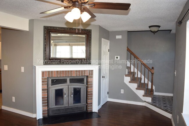 Photo - 1905 Devonwood Common