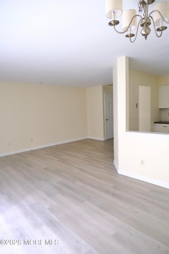 Photo - 93 Oak Ln
