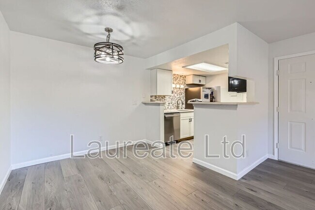 Photo - 8225 S Fairmount Dr Unit #2-105