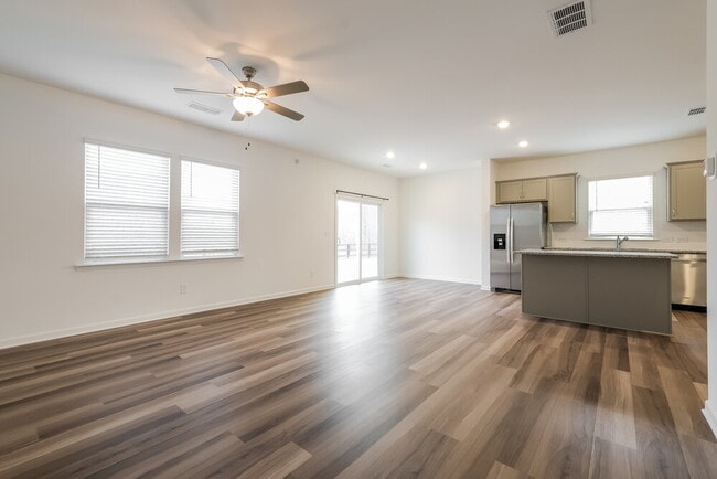 Photo - 3127 Whitman Ct