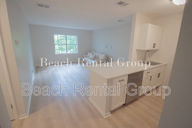 Photo - 6840 Blue Heron Blvd Unit 304