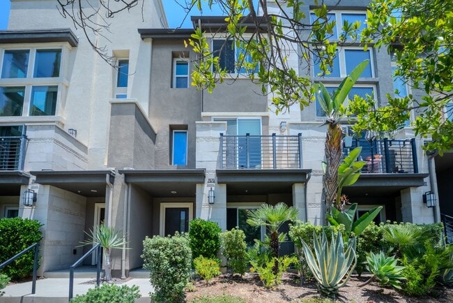 Building Photo - 7870 Civita Blvd Rental