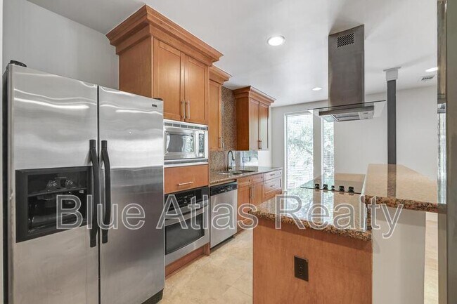 Photo - 2690 Rockbrook Dr