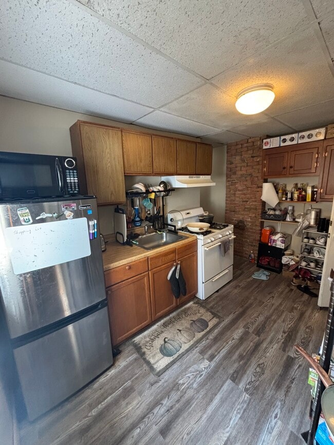 Photo - 169 Windsor St Apartamentos Unidad 2