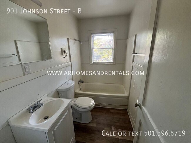 Photo - 901 Johnson St Unit B