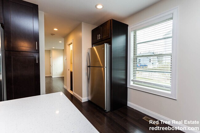 Photo - 476 Fulton St