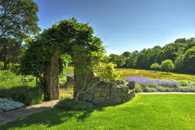 Photo - 151 Barnes Hole Rd