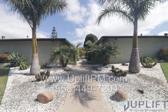 Building Photo - 3434 Monroe St Unit 3434 4