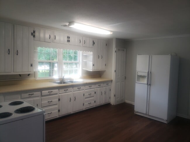 Photo - 3267 US Hwy 27