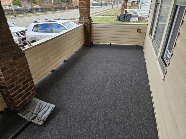 Photo - 11008 Kinsman Rd