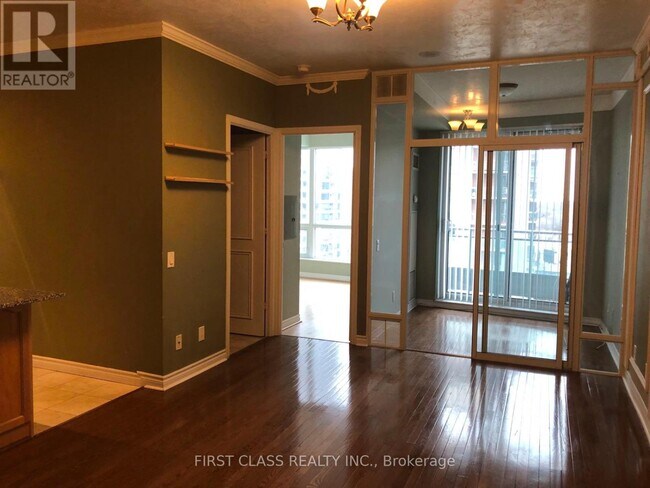 Photo - 60 Byng Ave Unité 801