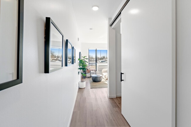 3725 Stinson