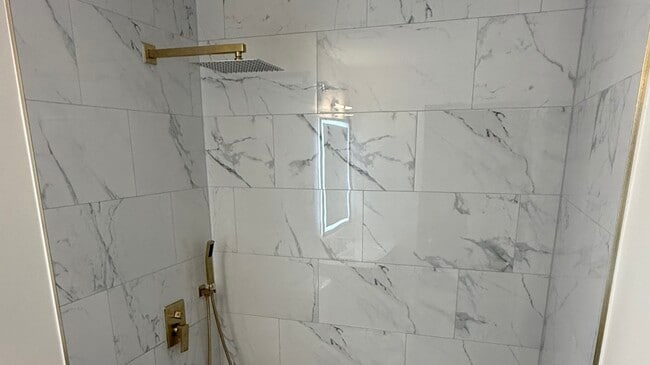Photo - 295 Hunterdon Ct