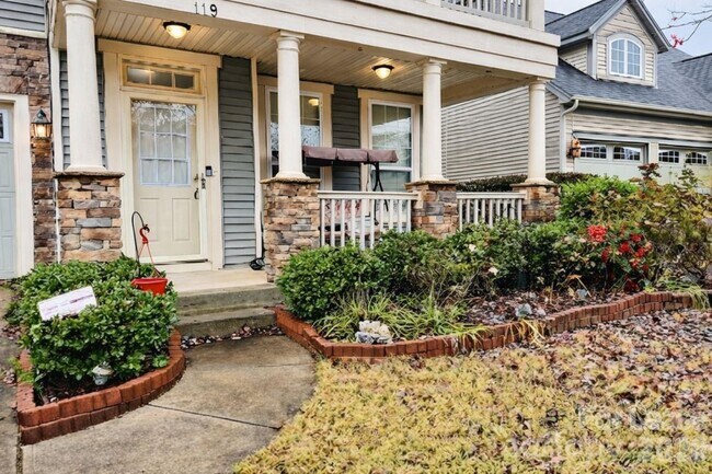 Photo - 119 Sand Spur Dr