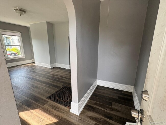 Photo - 2 Park Pl Unit 1