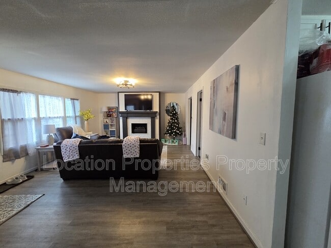 Photo - 1311 W 19th Terrace