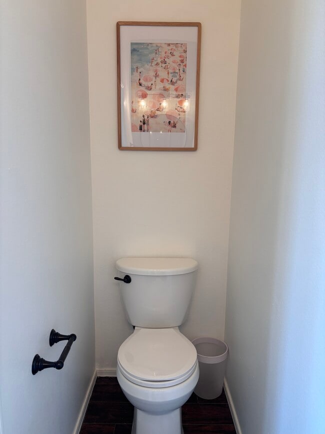 Photo - 1350 S Greenfield Rd