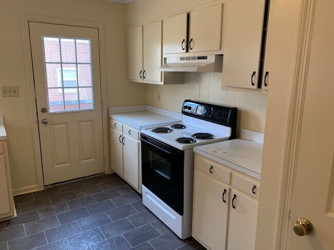 Photo - Riverdale Duplex Available July 2026