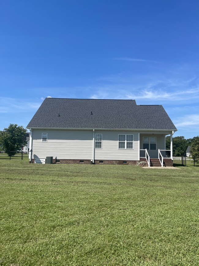 204 Heron Dr