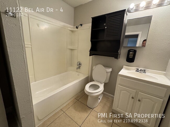 Photo - 11122 Belair Dr Unit 4