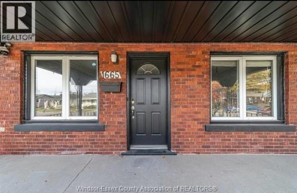 Photo - 1665 PARENT-Main Floor