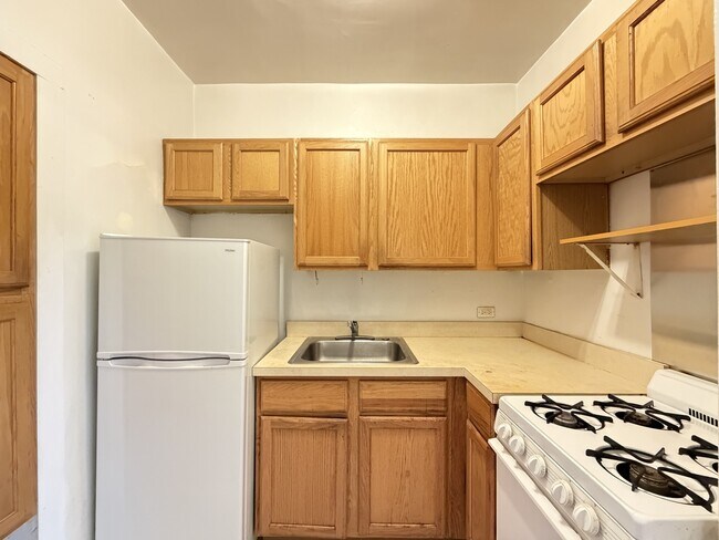 Photo - 1023 N Dearborn St Unit 615