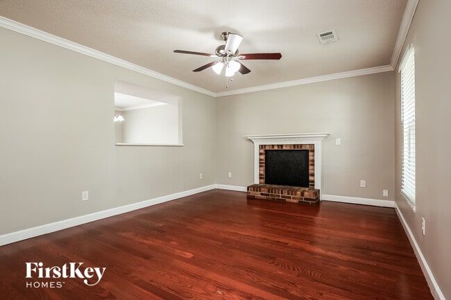 Photo - 8405 Old Carriage Ct