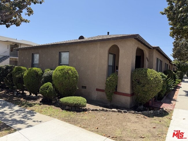 3901 Sawtelle Blvd