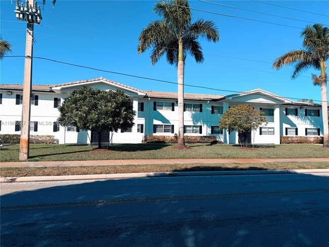 Photo - 4280 Woodside Dr Unidad 15