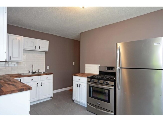 Photo - 6115 Nicollet Ave