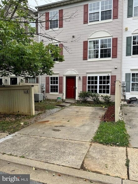 Building Photo - 116 Crossbill Way Rental