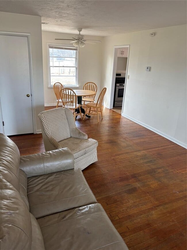 Photo - 1324 Dorchester Dr