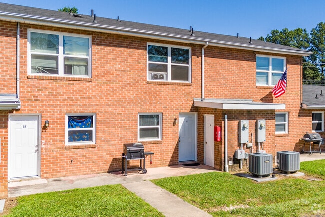 Back Entrance - Lionchase Apartments