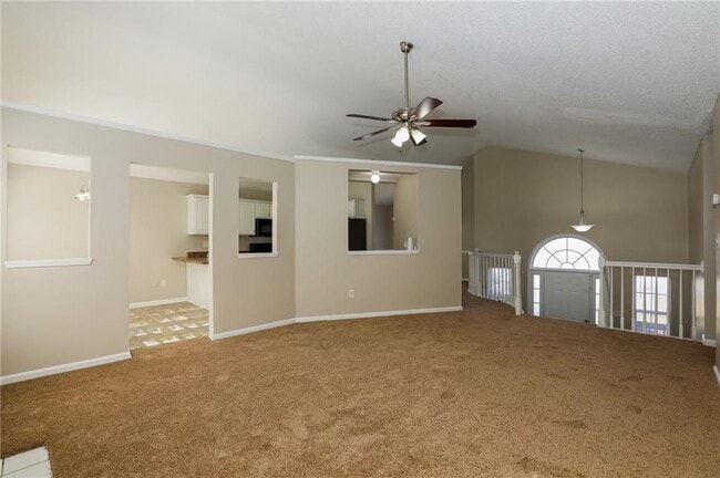 Photo - 5747 Graceland Dr SW