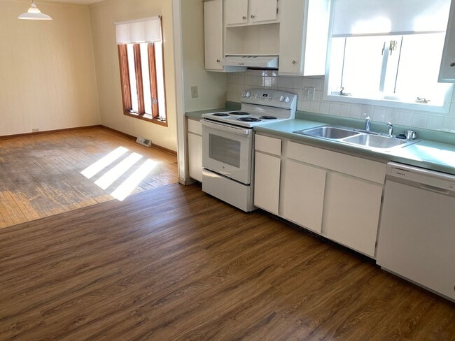 Photo - 3-Bedroom 1 1/2 Bath Single-Family Home Near John Marshall Elementary School