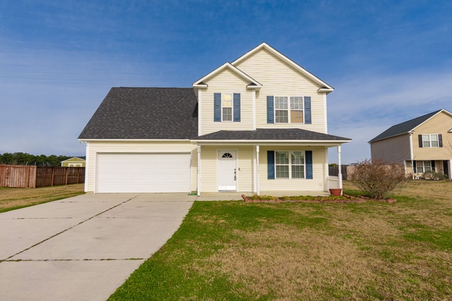 Building Photo - 131 Cherry Grove Dr