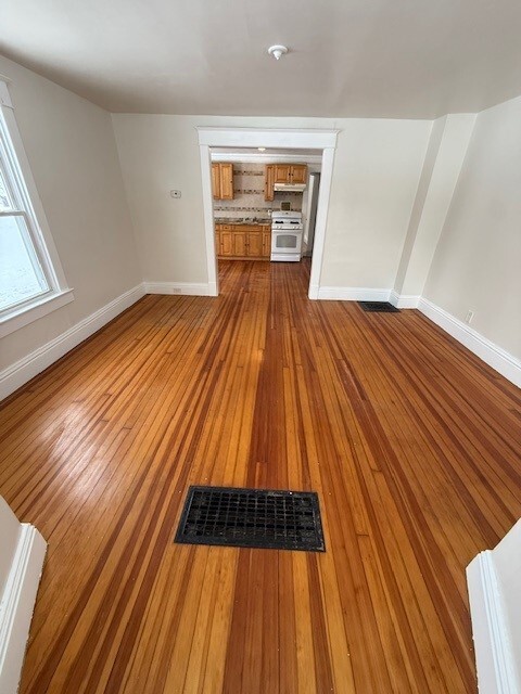 Photo - 421 NY-146 Unit 1W