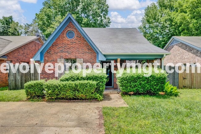 Photo - 6843 Maury Dr House