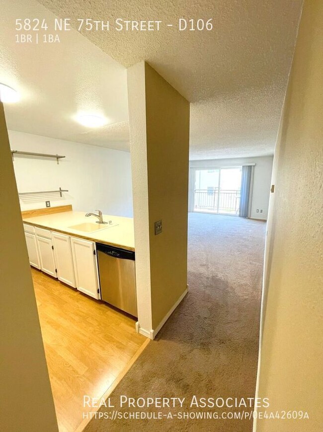 Photo - 5824 NE 75th St Apartment Unit D106