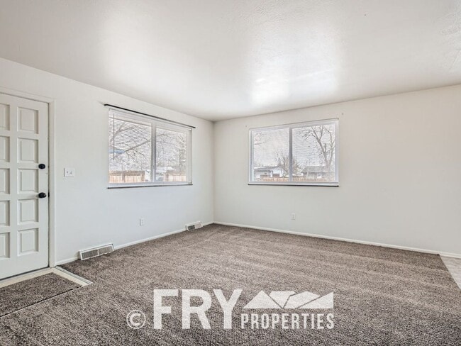 Photo - 3bed/1bath Half Duplex in Westminster Unidad 3602