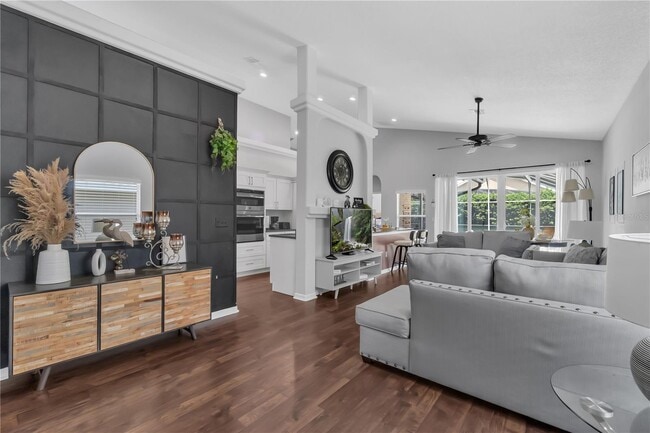 Photo - 16635 Palm Spring Dr