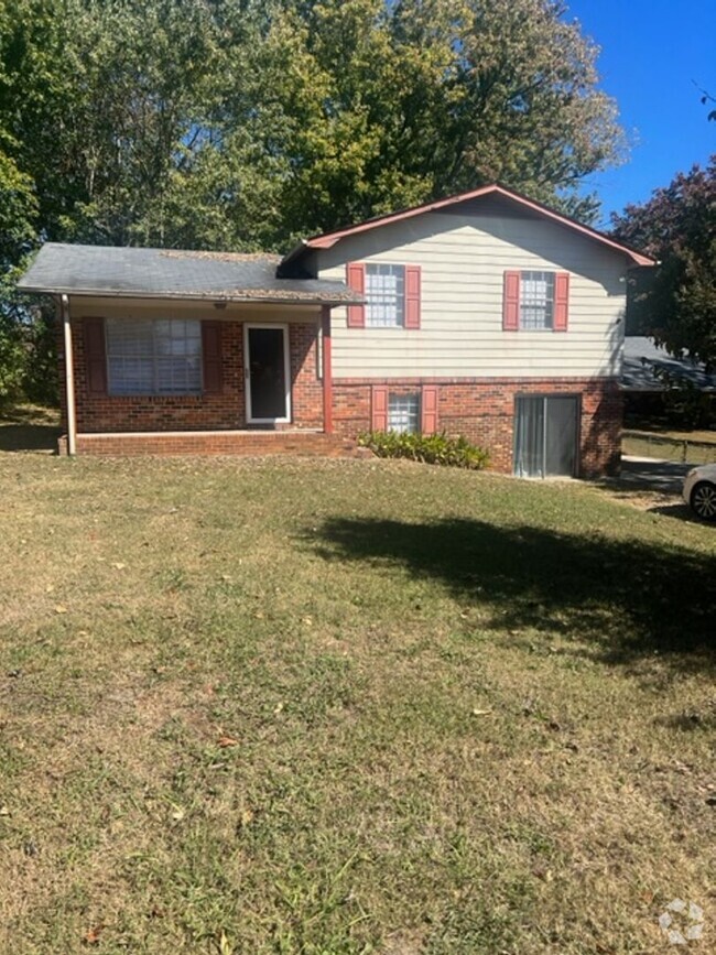 Building Photo - SINGLE FAMILY HOME