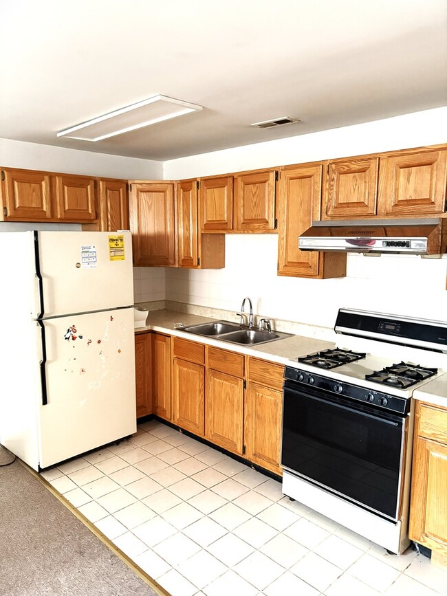 Photo - 463 W 23rd Pl Unit Basement