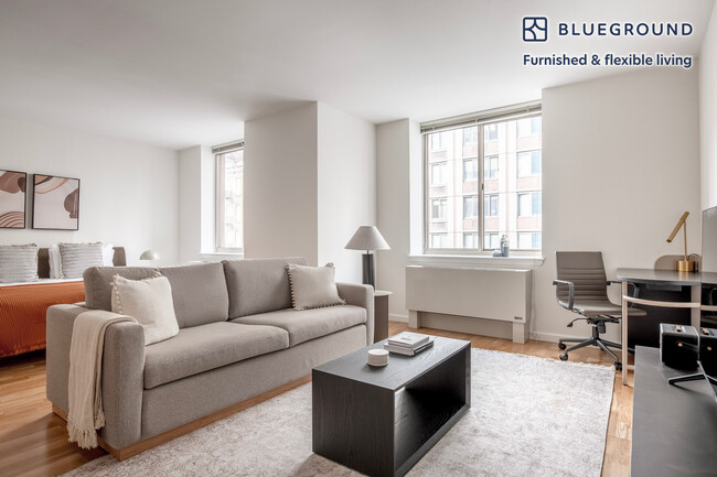 Building Photo - 1501 Lexington Ave Rental