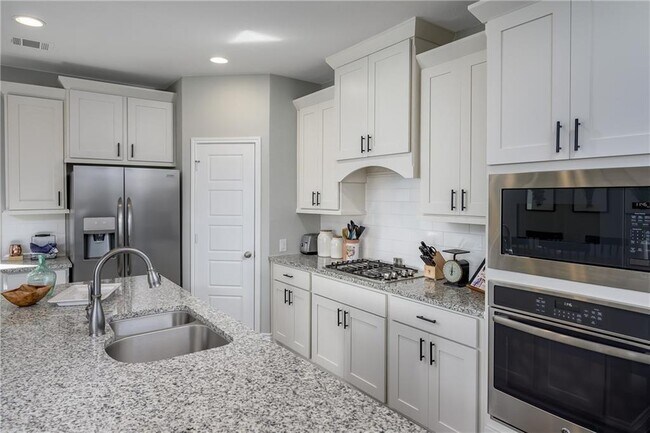 Photo - 6400 Llano Stage Trl