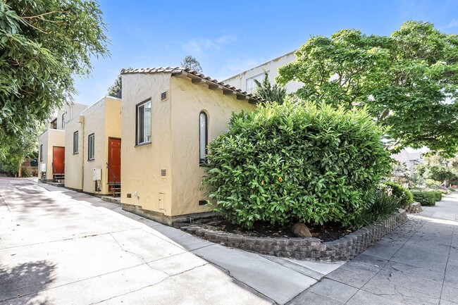 Photo - Beautifully Renovated Berkeley Unit!