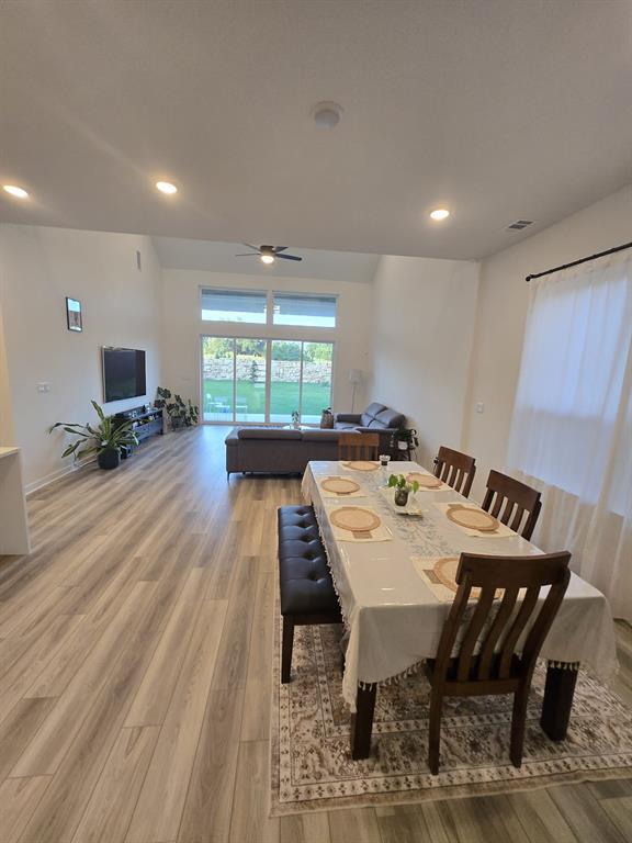 Photo - 1704 Martin Wls St