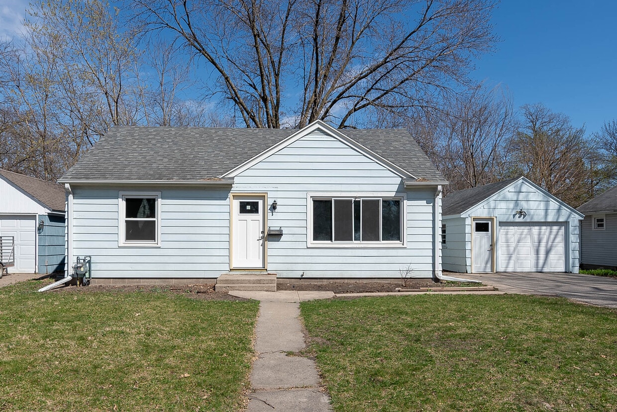 Photo - 221 Norton St (Mankato, MN)