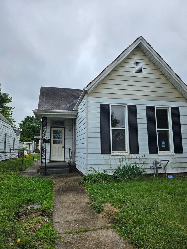 2 bed 1 bath house House Rental in Evansville, IN