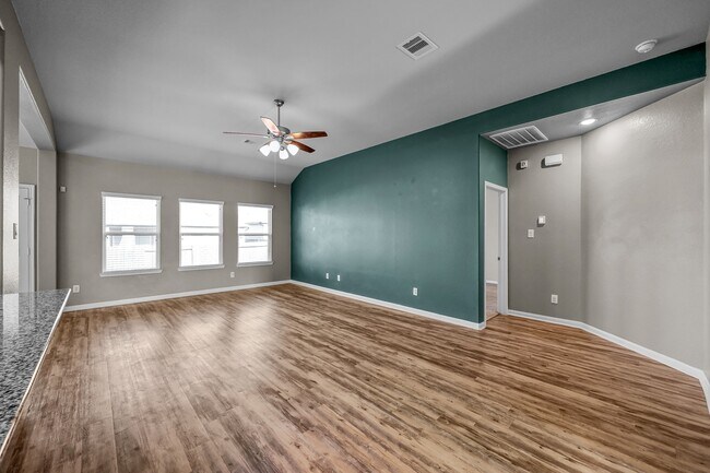 Photo - 11107 Lulu Ln